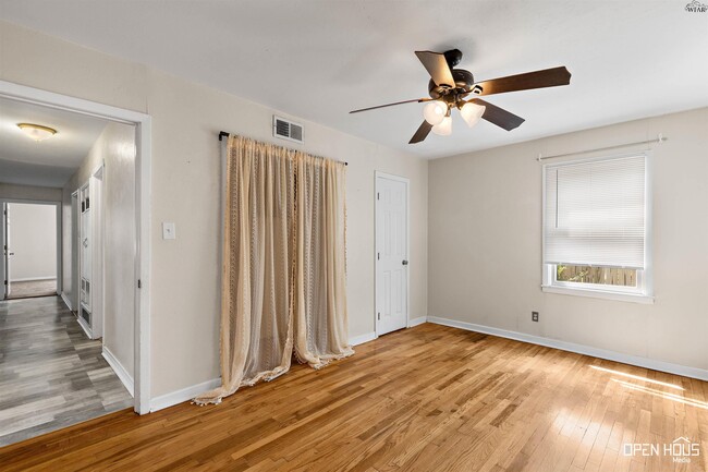 Building Photo - 4208 Idlewood Dr