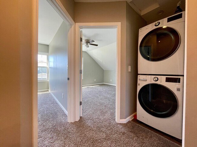 Building Photo - 240 S Princeton Ave