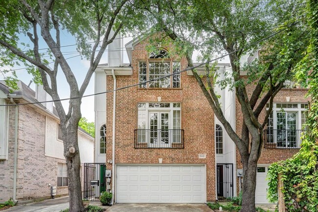 Primary Photo - 2602 Hopkins St