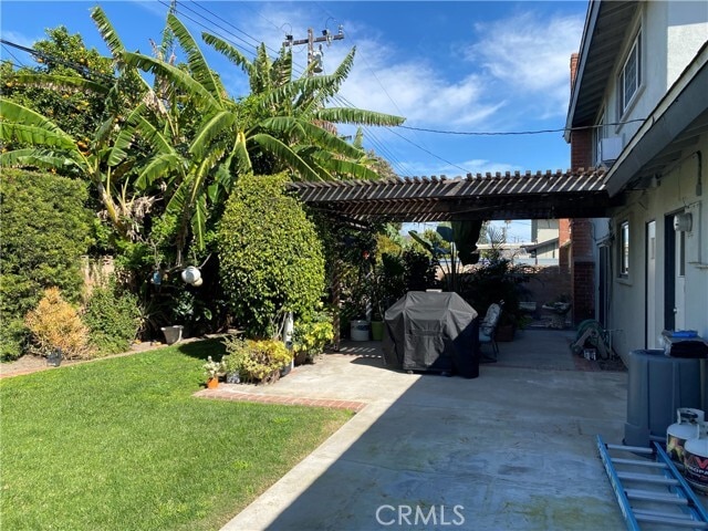 Building Photo - 1144 Carson St