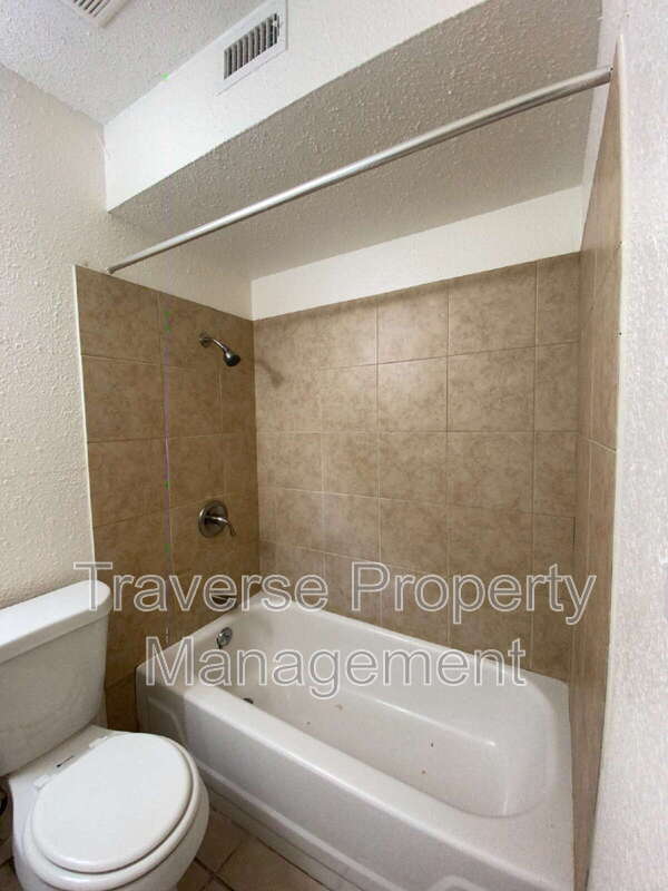 Building Photo - 6808 Trail Lake Dr