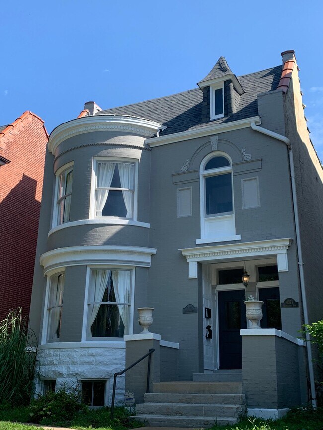 Primary Photo - 4371 Maryland Ave