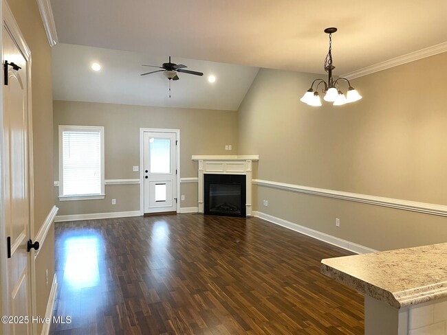 Building Photo - 1673 Cambria Dr