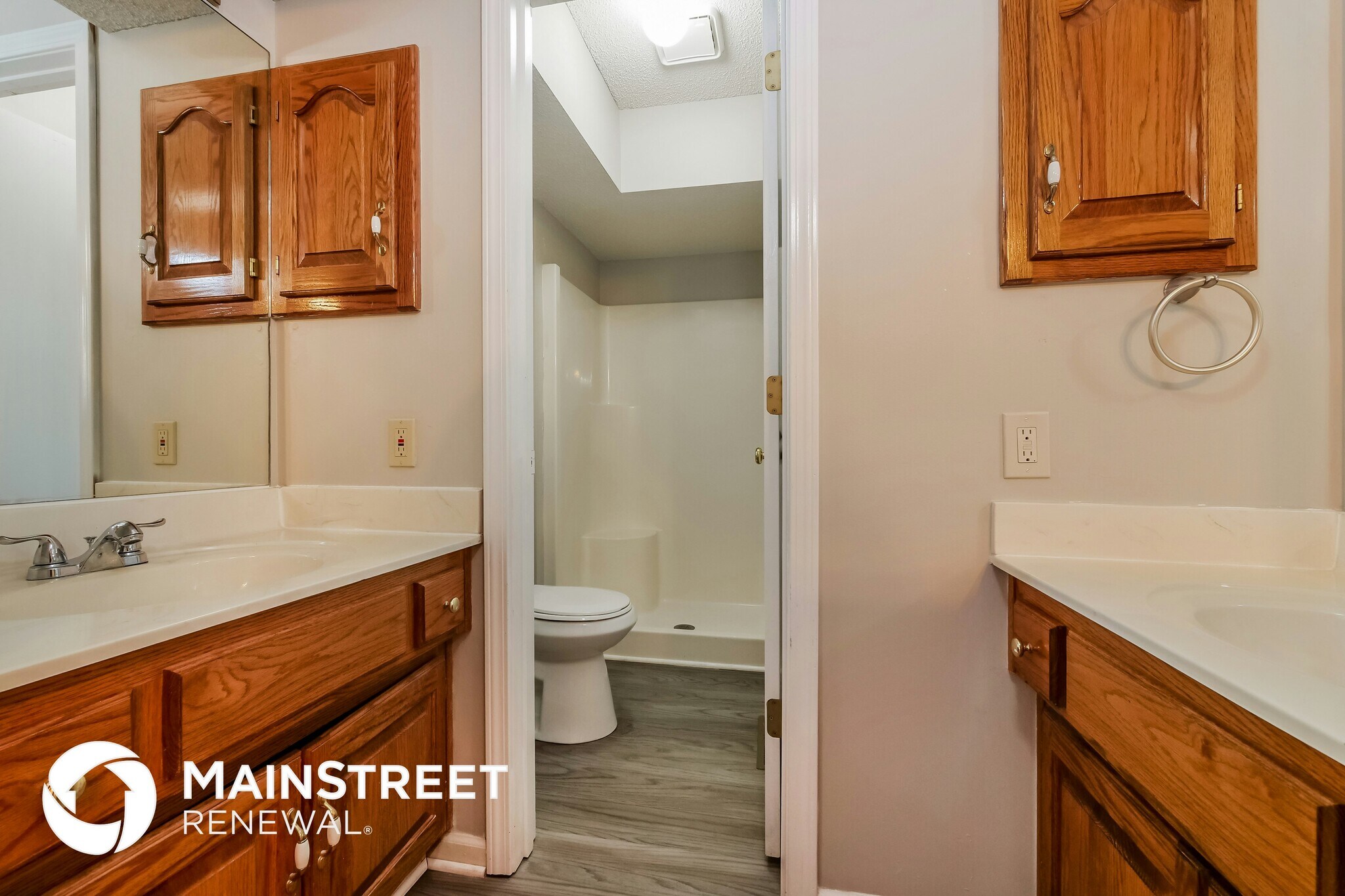 Building Photo - 716 Feldspar St