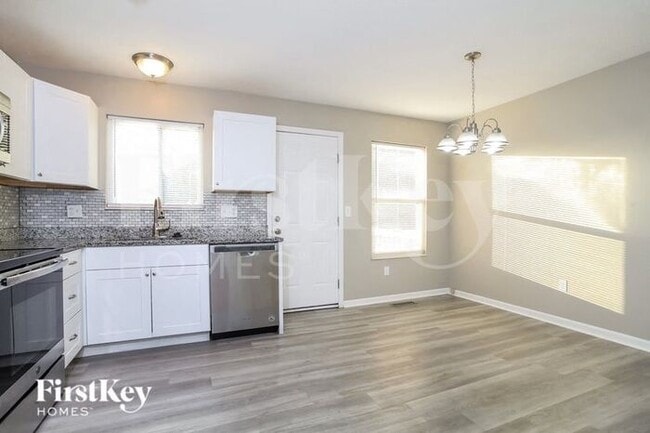 Building Photo - 8 Sandpiper Ct