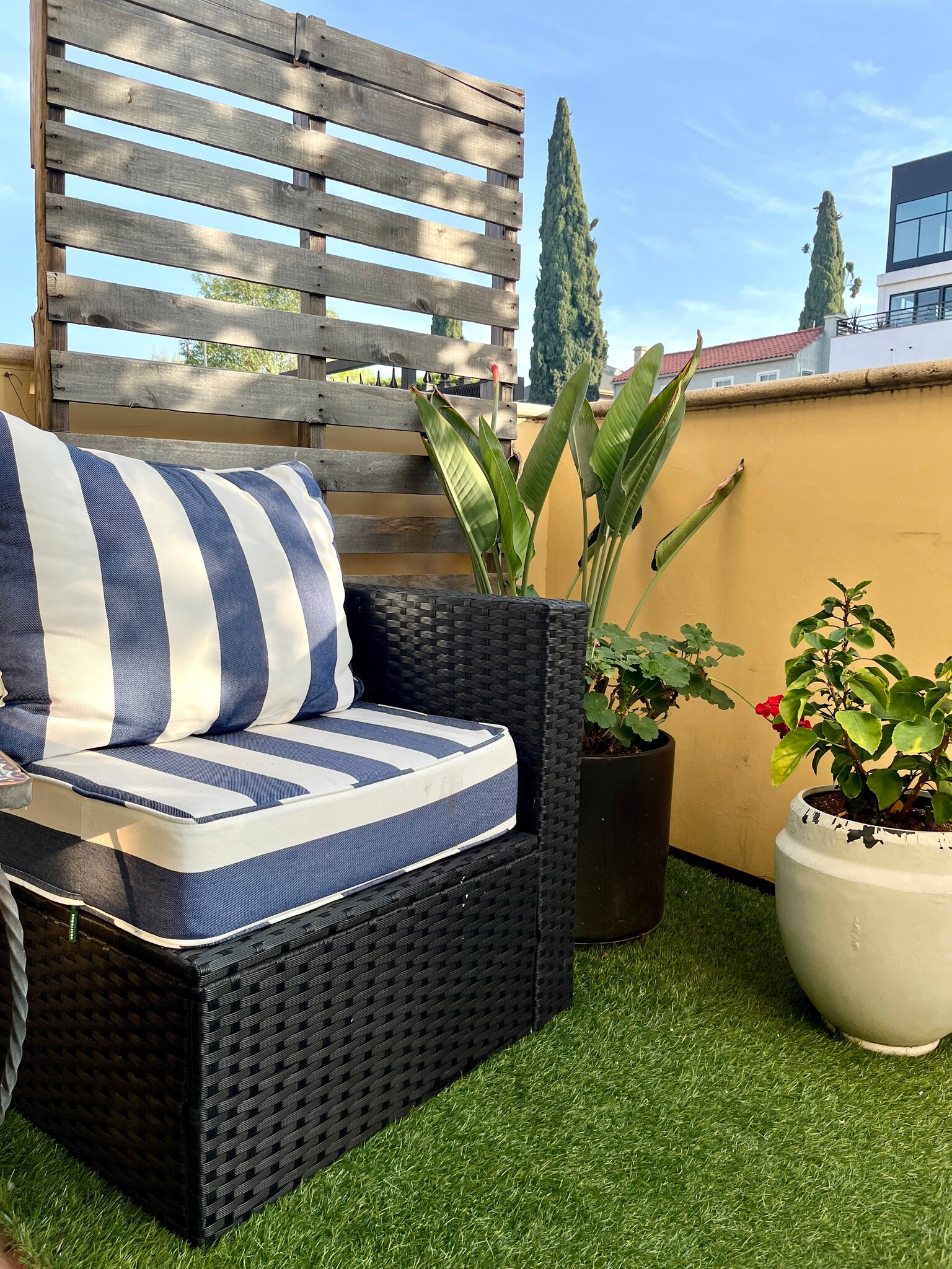 large patio just off the primary bedroom - 5037 Rosewood Ave