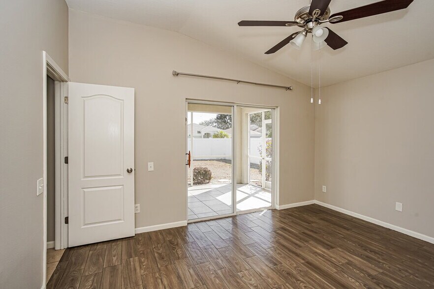 Building Photo - 12432 Tree Pointe Ct