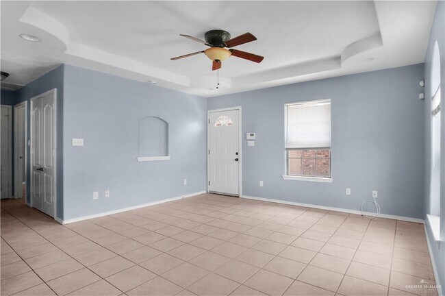Building Photo - 15 W Portales Dr