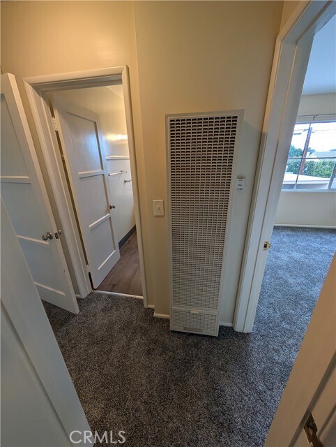 Building Photo - 610 Sunset Blvd