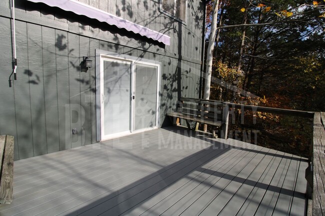 Building Photo - Peaceful 2-Bedroom Home Near Branson, MO –...