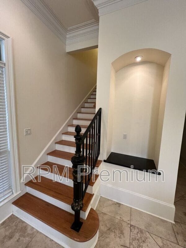 Building Photo - 17703 Shady Creek Ave