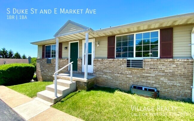 Primary Photo - 139 S Duke St