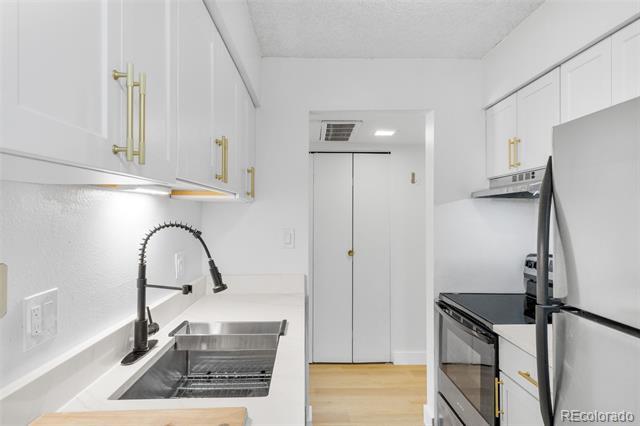 Building Photo - 7755 E Quincy Ave