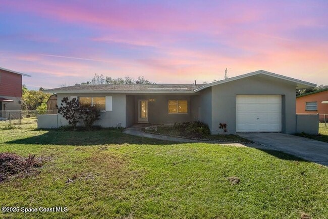 Primary Photo - 2425 Heritage Dr