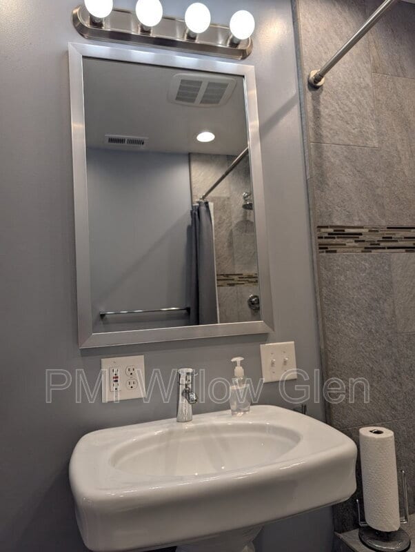 Building Photo - 355 Curie Dr