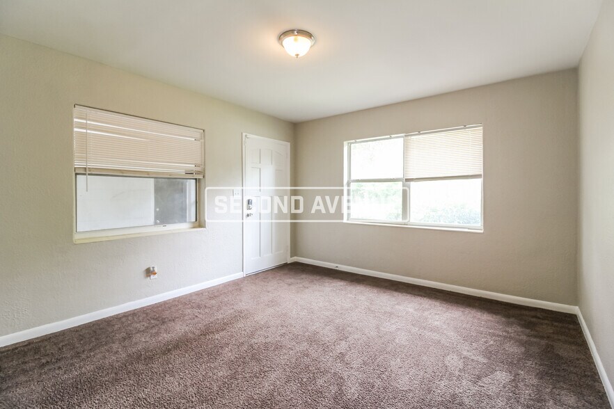 Building Photo - 1544 Breton Rd