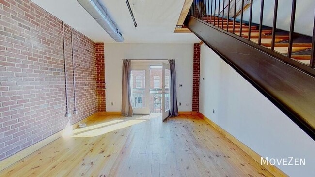 Building Photo - 3205 N Davidson St