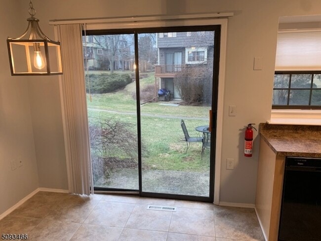 Building Photo - 52 Duck Hawk Ct