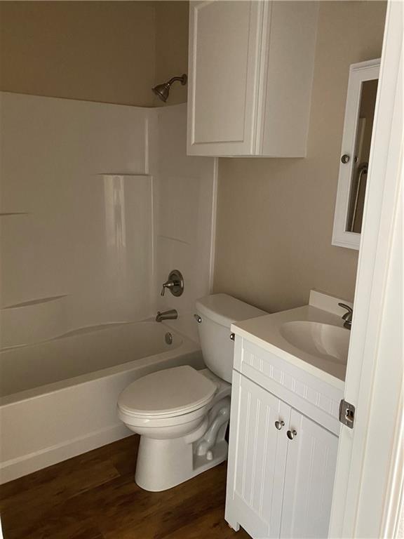 Building Photo - 1814 Waterston Ave