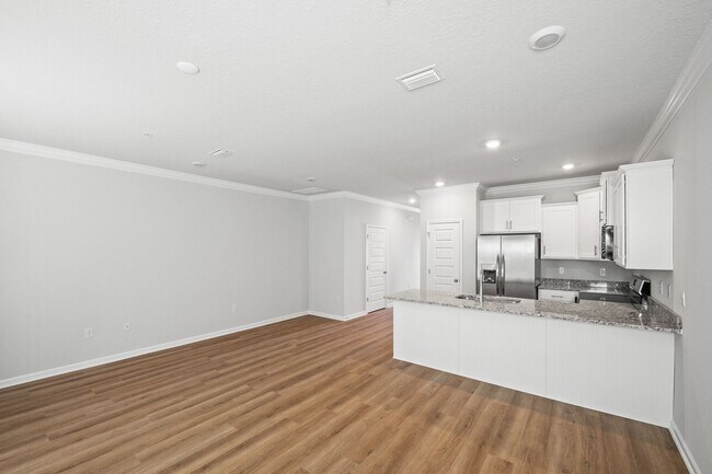 Building Photo - 4246 Lost Bay Dr