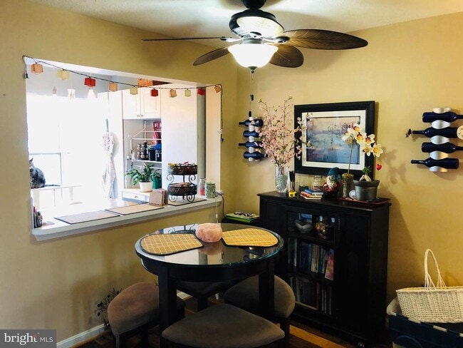 Building Photo - 11052 Sentry Ridge Rd