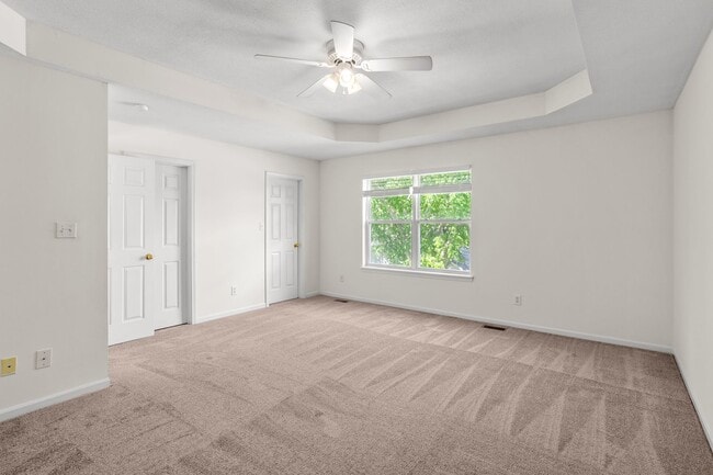 Building Photo - 5005-5007 Carrie Ridge Dr.