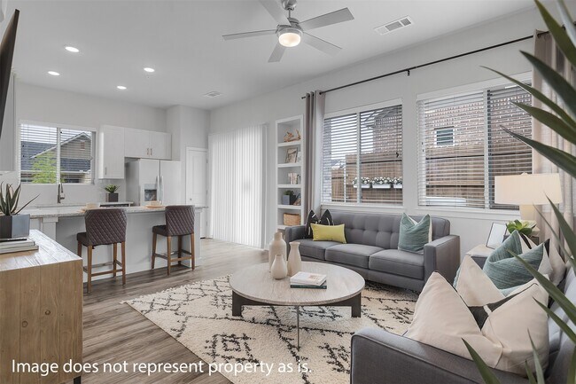 Building Photo - 5608 Wild Acrs