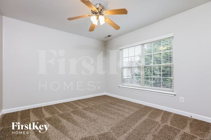 Building Photo - 63 Sugarfield Ln