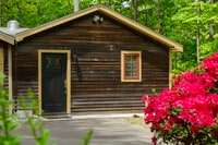 Building Photo - 1327 Little Meadow Rd