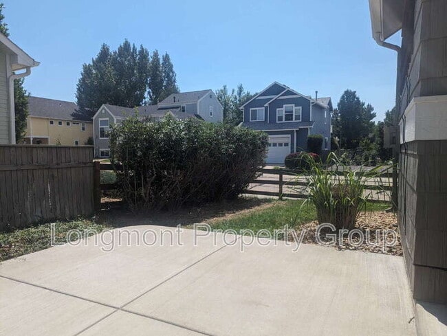 Building Photo - 746 Arrowwood Street