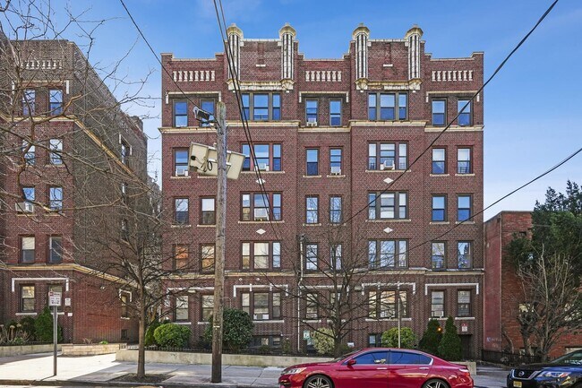 Building Photo - 277 Harrison Ave