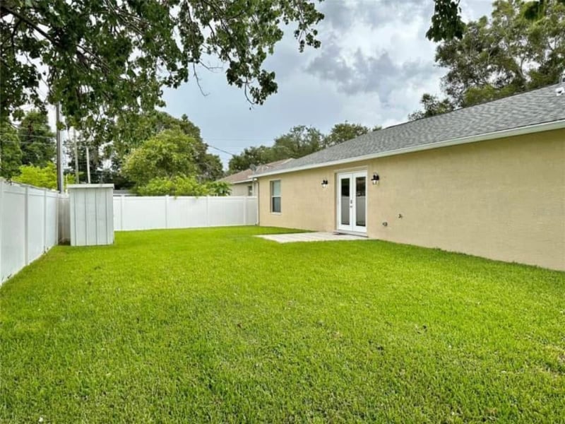Building Photo - 6011 82nd Terrace N