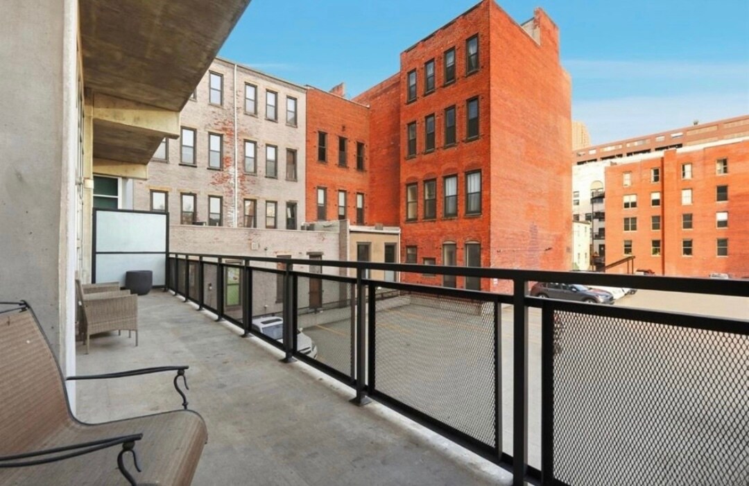 Private Balcony - 353 W 4th St