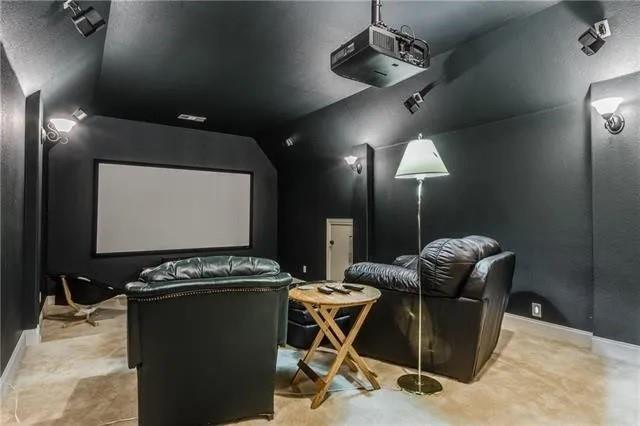 Building Photo - 7326 Canadian Dr