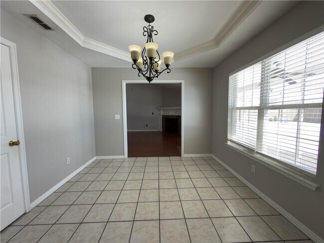 Building Photo - 1741 Apple Butter St