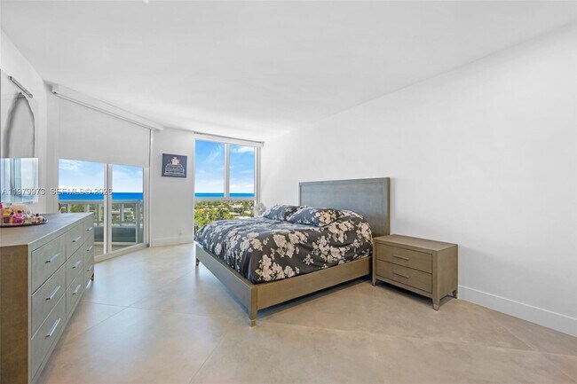 Building Photo - 3802 NE 207th St