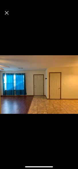 Building Photo - 311 E Marietta Ct