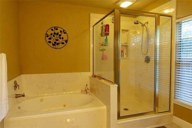 Building Photo - 8514 Hot Springs Dr