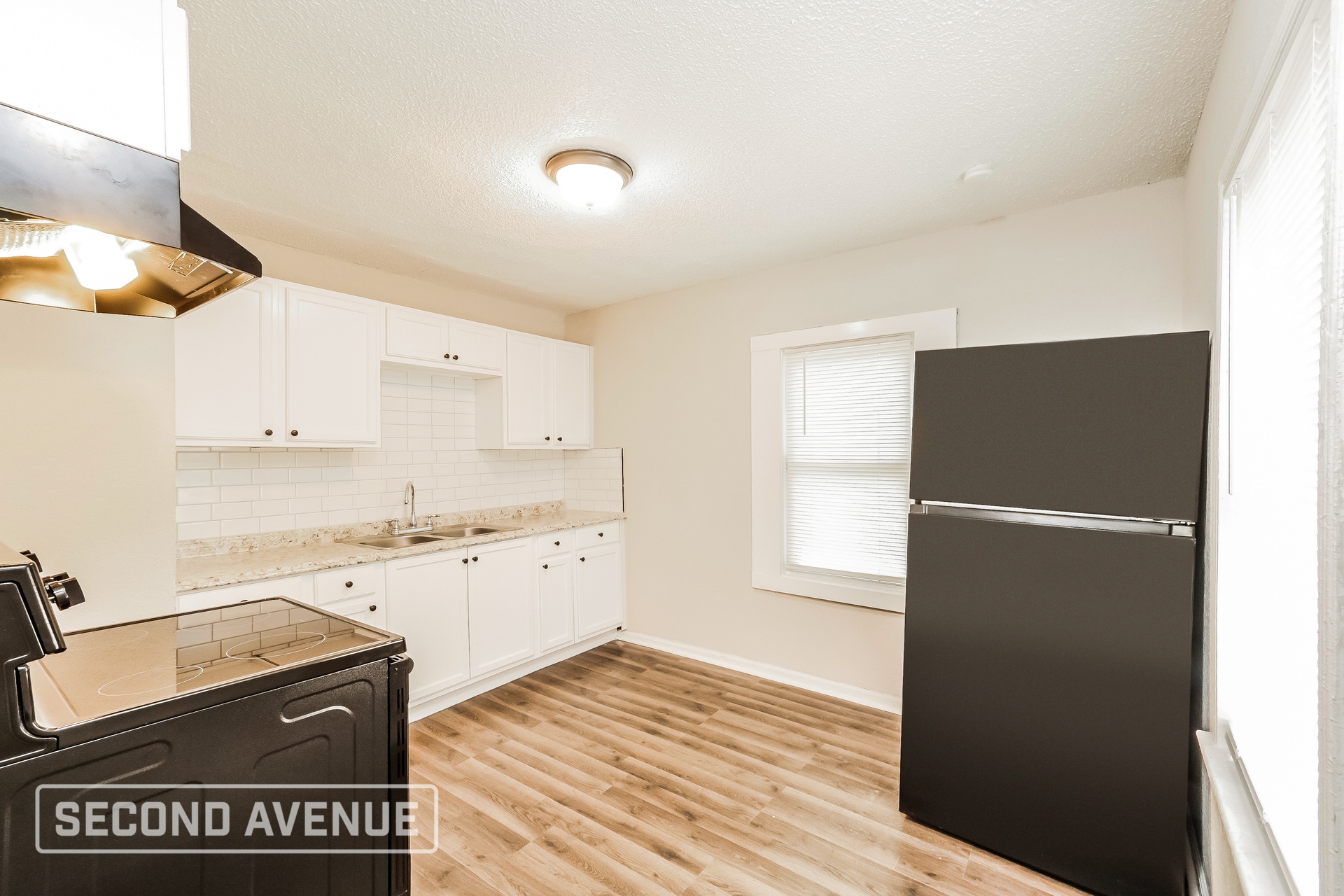 Building Photo - 4412 Kensington Ave