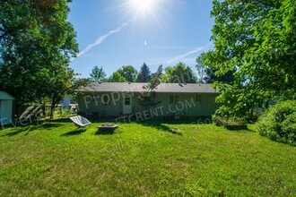 Building Photo - 1117 Fairview Dr