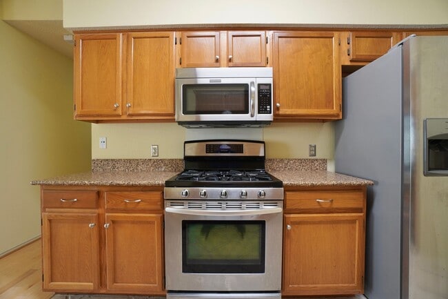 Building Photo - 14009 Conner Downs Dr