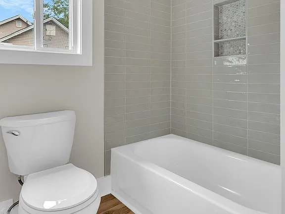 Building Photo - Beautifully renovated 2-bedroom, 2-bathroo...