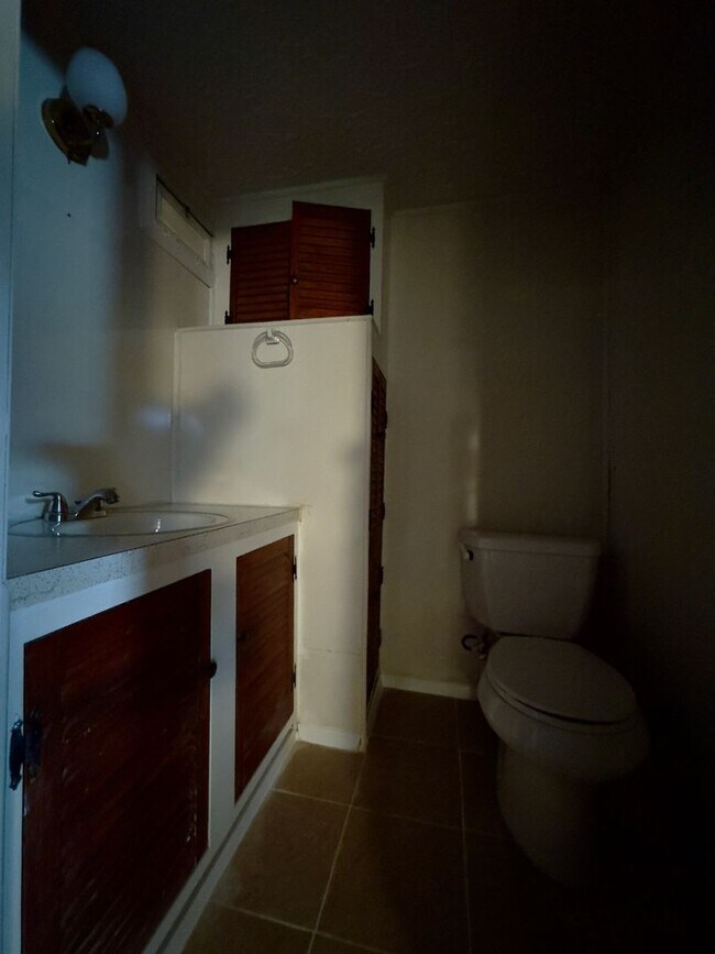 Building Photo - Charming 3 Bedroom/2 Bathroom Townhome in Rosedale, MD!