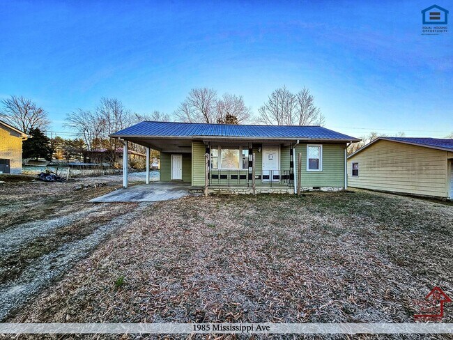 Building Photo - 1985 Mississippi Ave