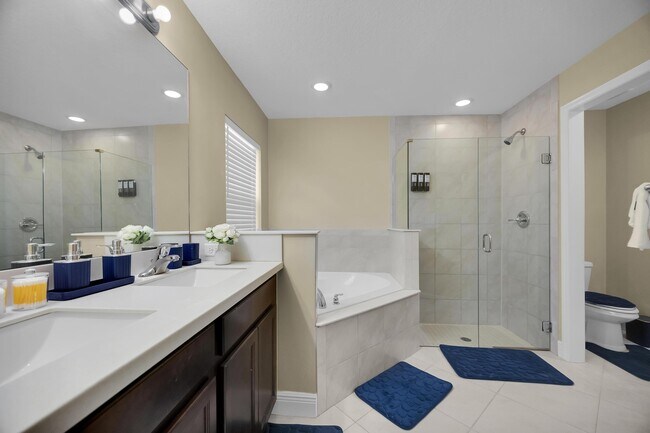 Building Photo - 1037 SW Payne Ave