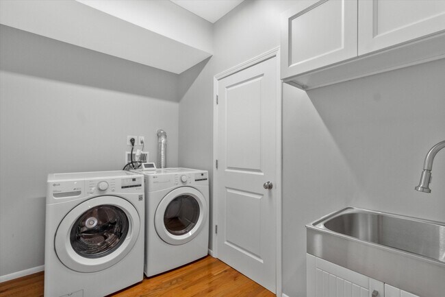 Building Photo - 1697 N Marshall St