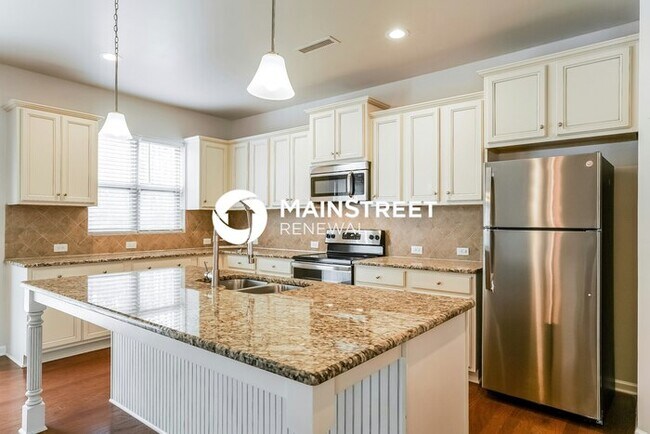 Building Photo - 4 Bedroom Pet-Friendly Home in GARNER, NC with Main Street Renewal
