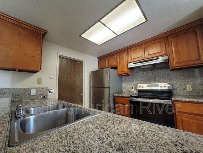 Building Photo - 7396 Marani Way