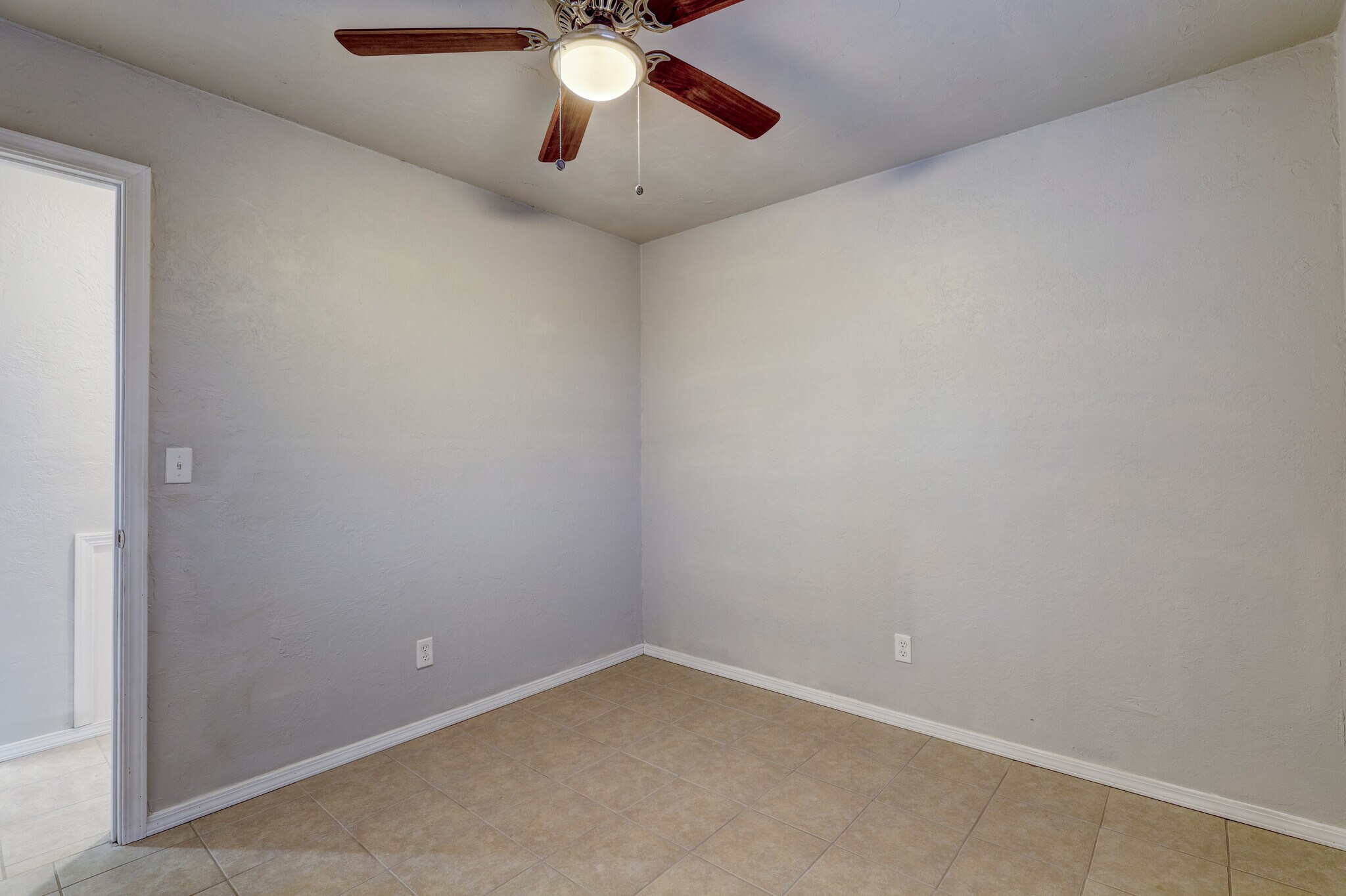 Bedroom 2 - 1410 NW 10th Street