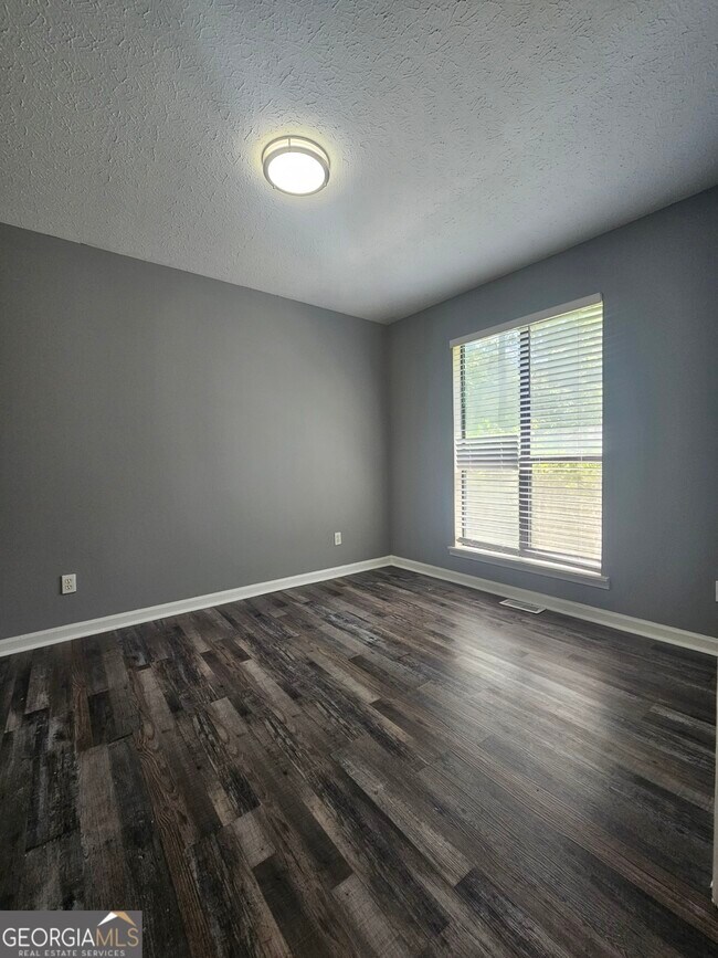 Building Photo - 4115 Cranwood Dr